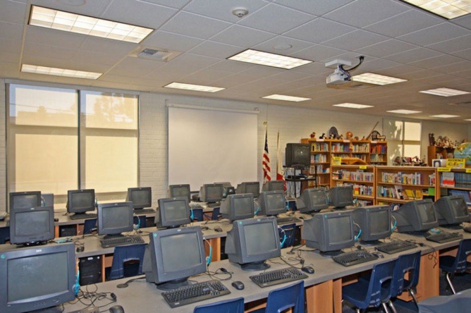 Elementary School Modernization Computer Lab